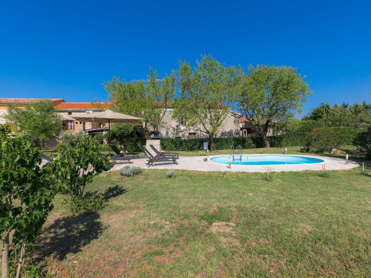 Holiday Home Bozac - VOJ100 Vodnjan Zewnętrze zdjęcie