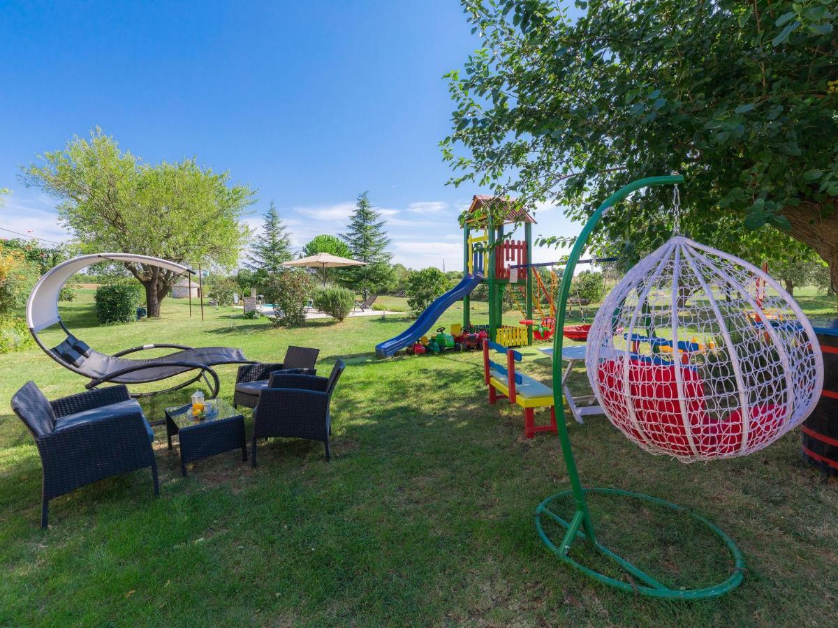 Holiday Home Bozac - VOJ100 Vodnjan Zewnętrze zdjęcie